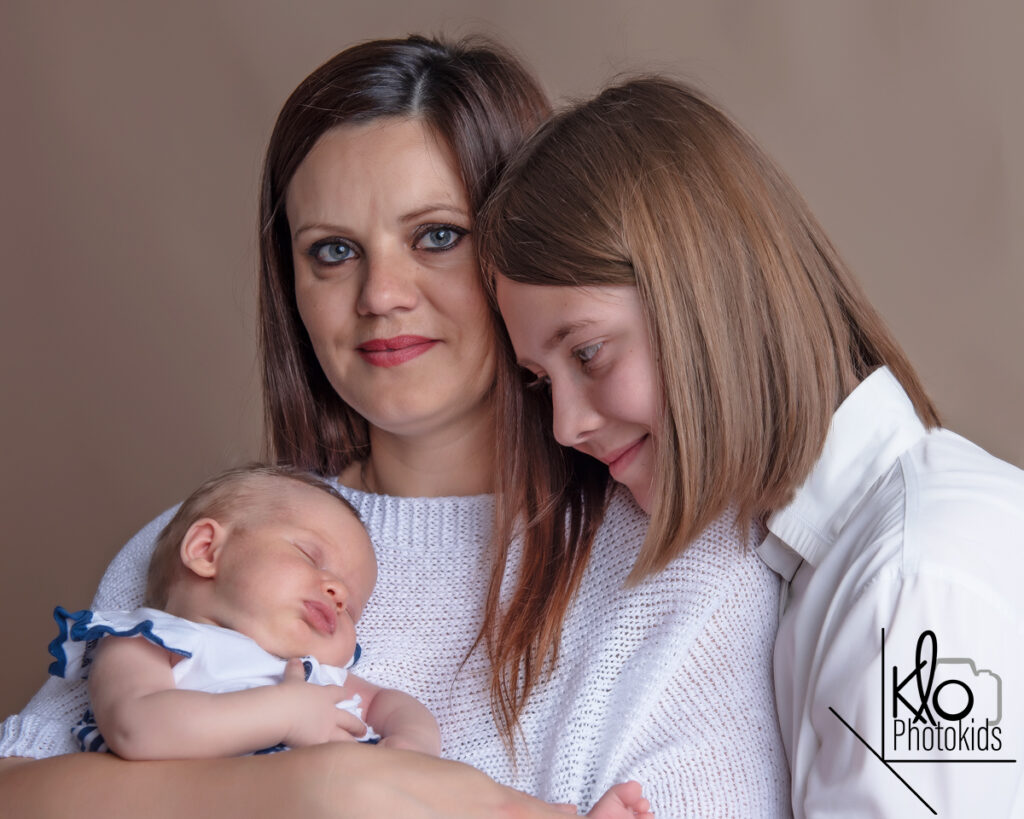 Sessione in studio di Carolina con mamma e sorellina